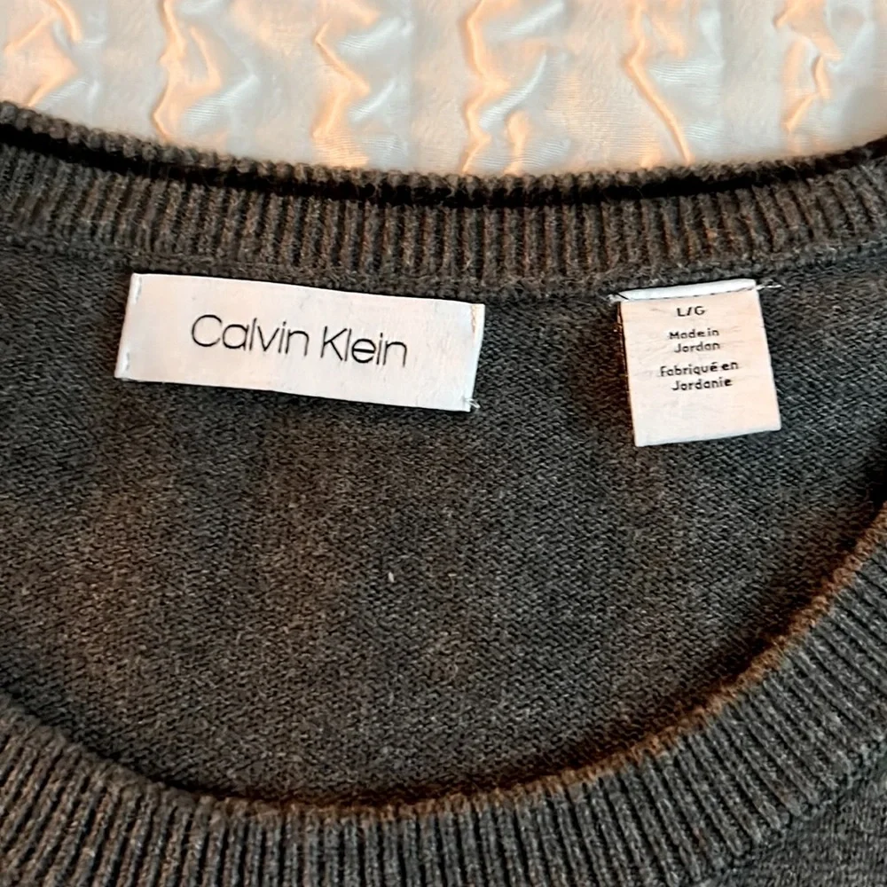 Calvin Klein Lightweight Sweater - Picture 3 of 4